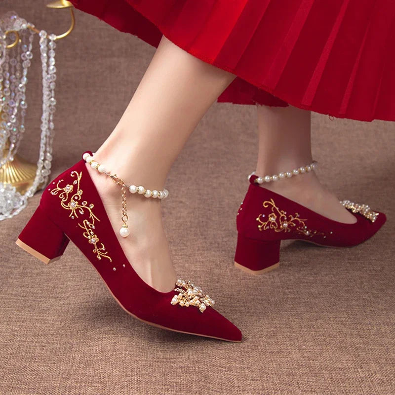 Wedding Shoes Female Footwear Bride Dress New Flower High Flat Floral Pumps Shoes Woman Flats Dress Wedding New Floral Pumps