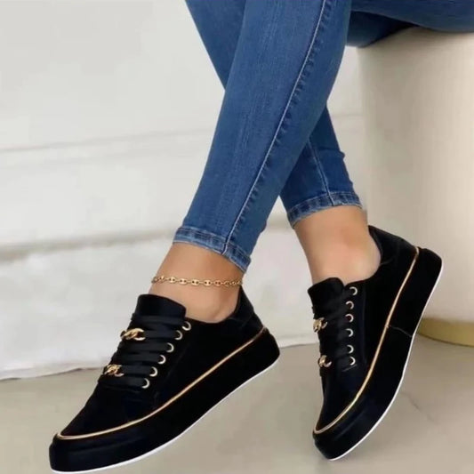 Women Comfortable Lace-up Vulcanized Shoes Low-top Round Toe Casual Shoes Thick Bottom Chain Shoes Lace-up Walking Shoe 2024
