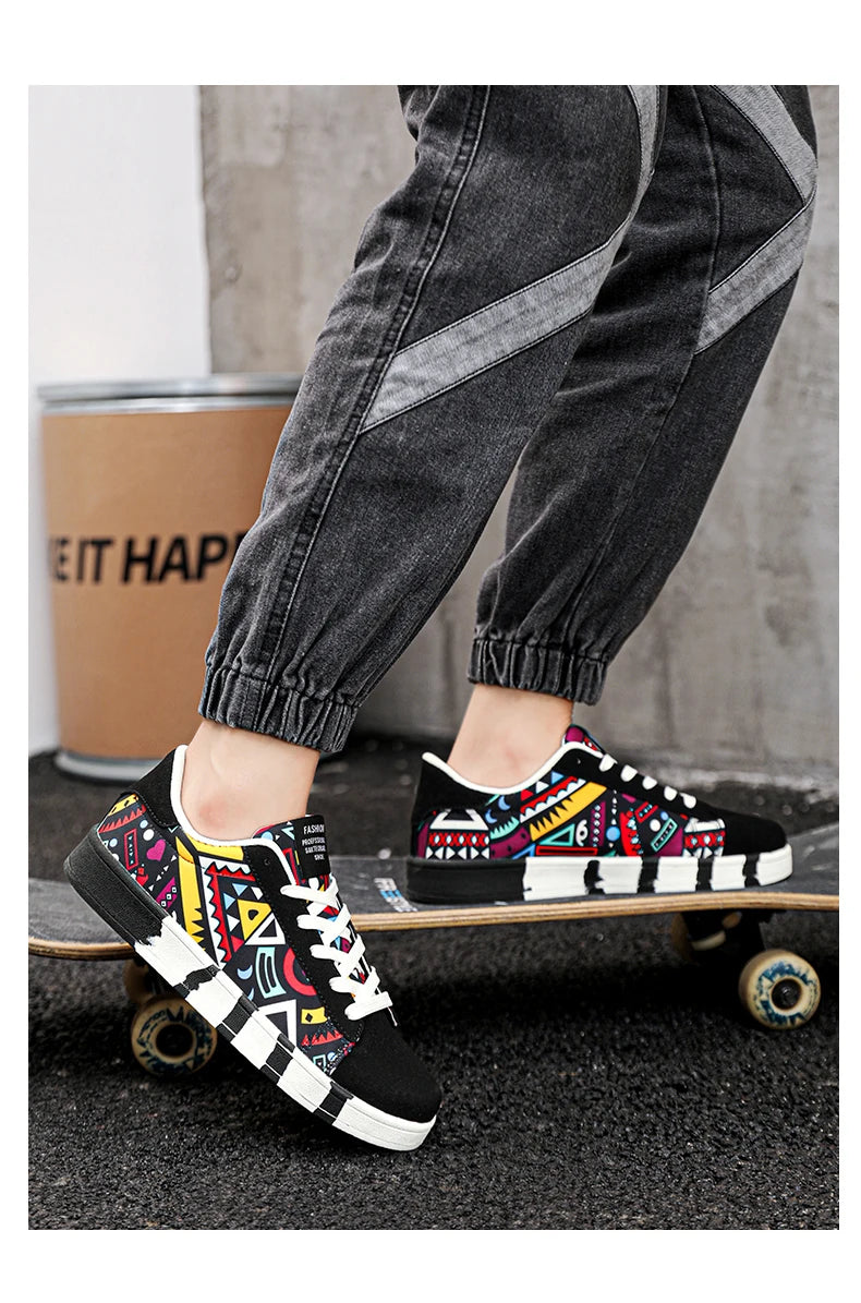 YRZL Men's Sports Running Shoes Canvas Geometric Style Lace-Up Sneakers Couples' Fashionable Graffiti Print Skate Shoes Men