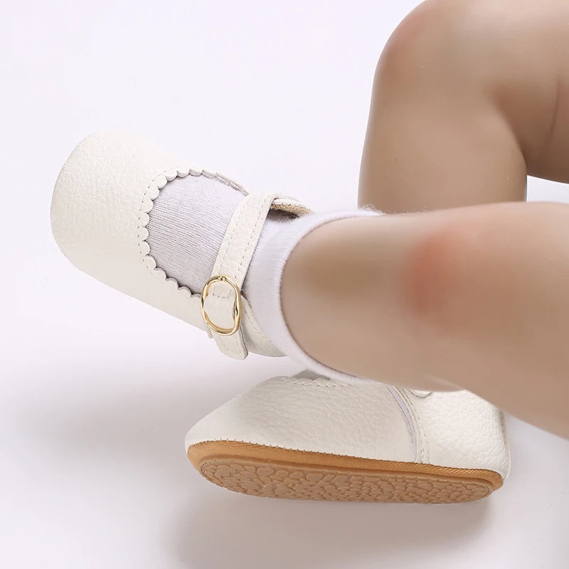 Cute White Lace Baby Girl Princess shoes  Baby Moccasins Moccs Shoes Bow Fringe Rubber Soled Non-slip Footwear Crib Shoes