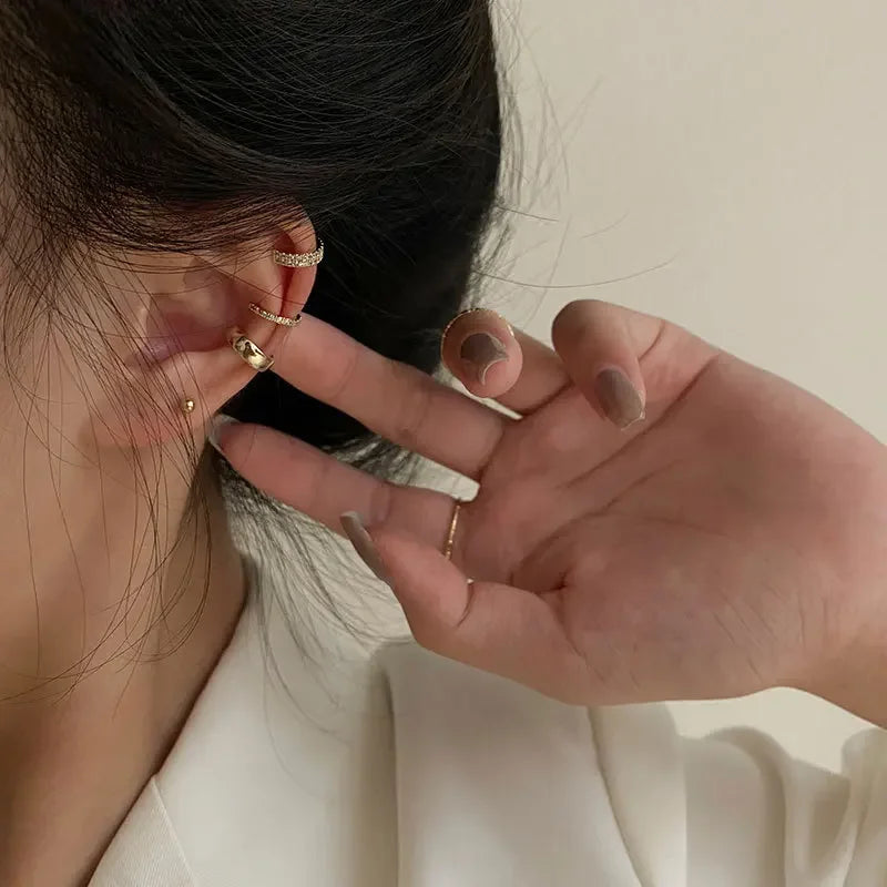 Cute Clip Earrings Female Buckle Ear Cuff No Piercings Fake Cartilage Ear for Women Delicate 2023 Fashion Jewelry Accessories
