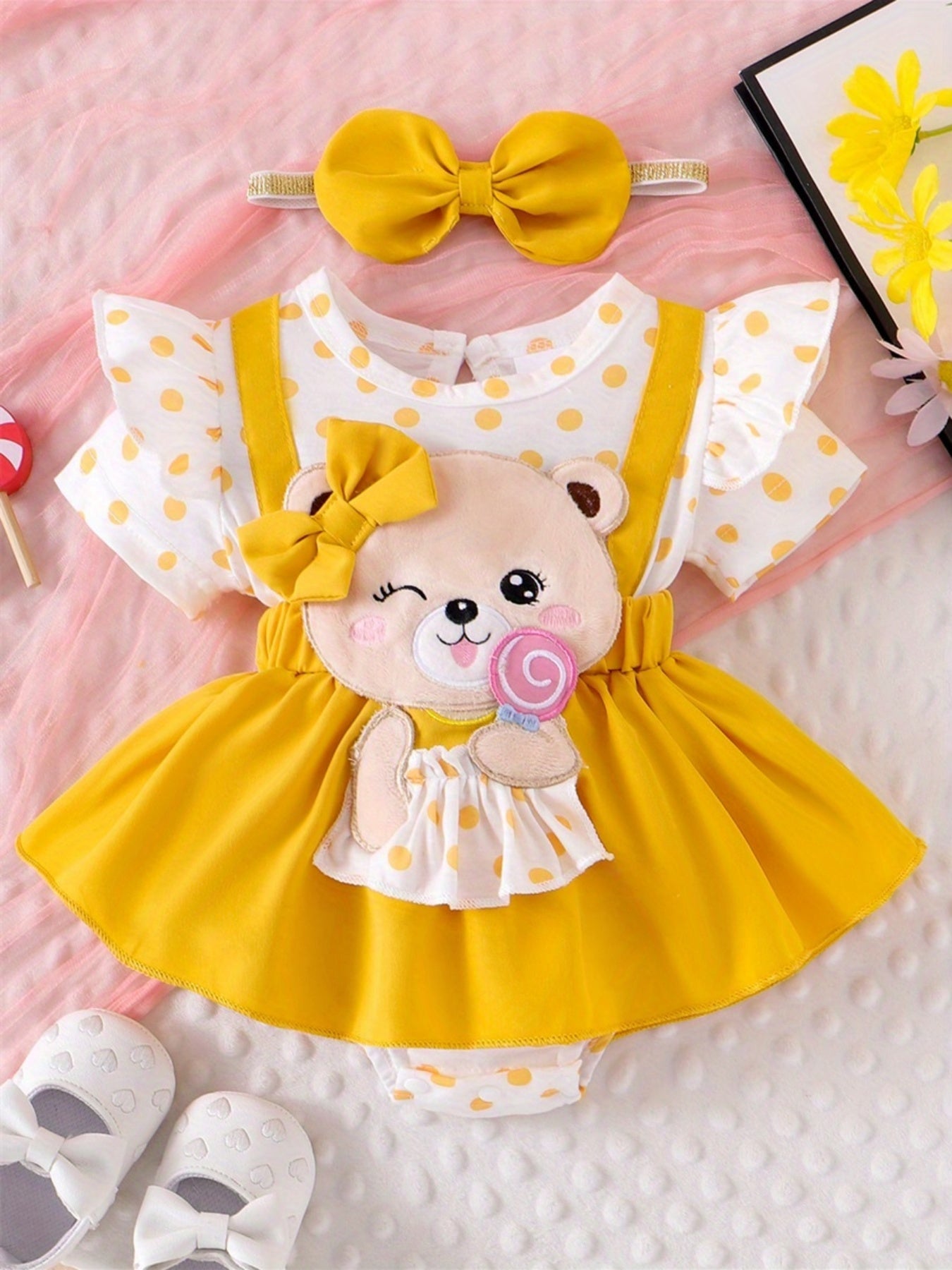 0- Cute Little Girl Summer Set Bear Embroidered Hoodie with Bow Headband and Short Sleeve jumpsuit, for Outdoor