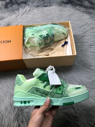 Louis vuitton sneakers