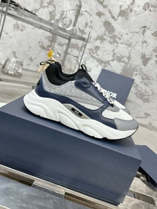Dior Sneaker