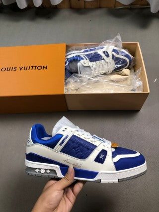 Louis vuitton sneakers